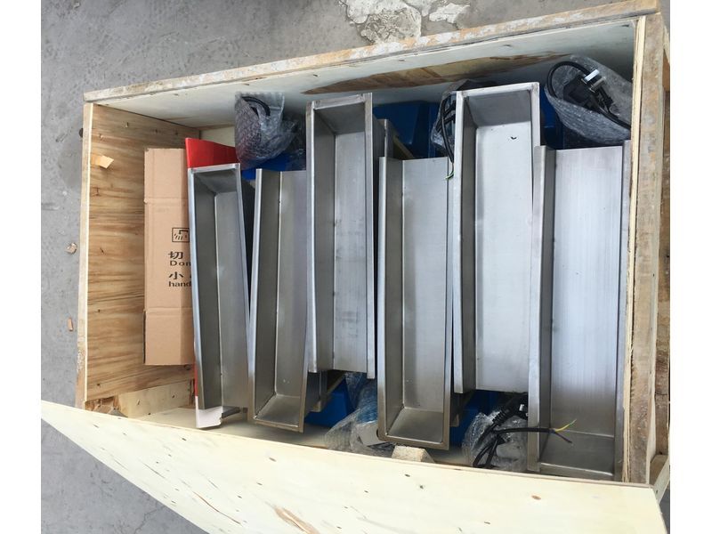 微型电磁振动给料机发货