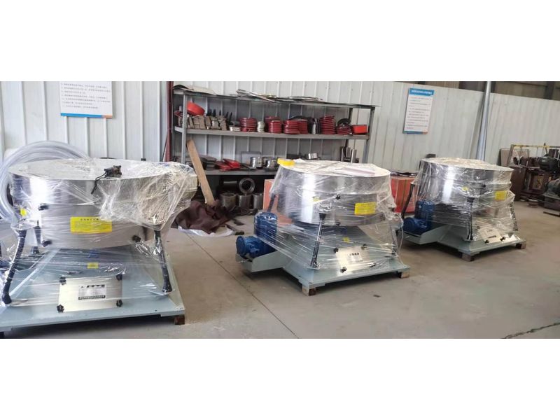 摇摆筛底座包装完成待发货