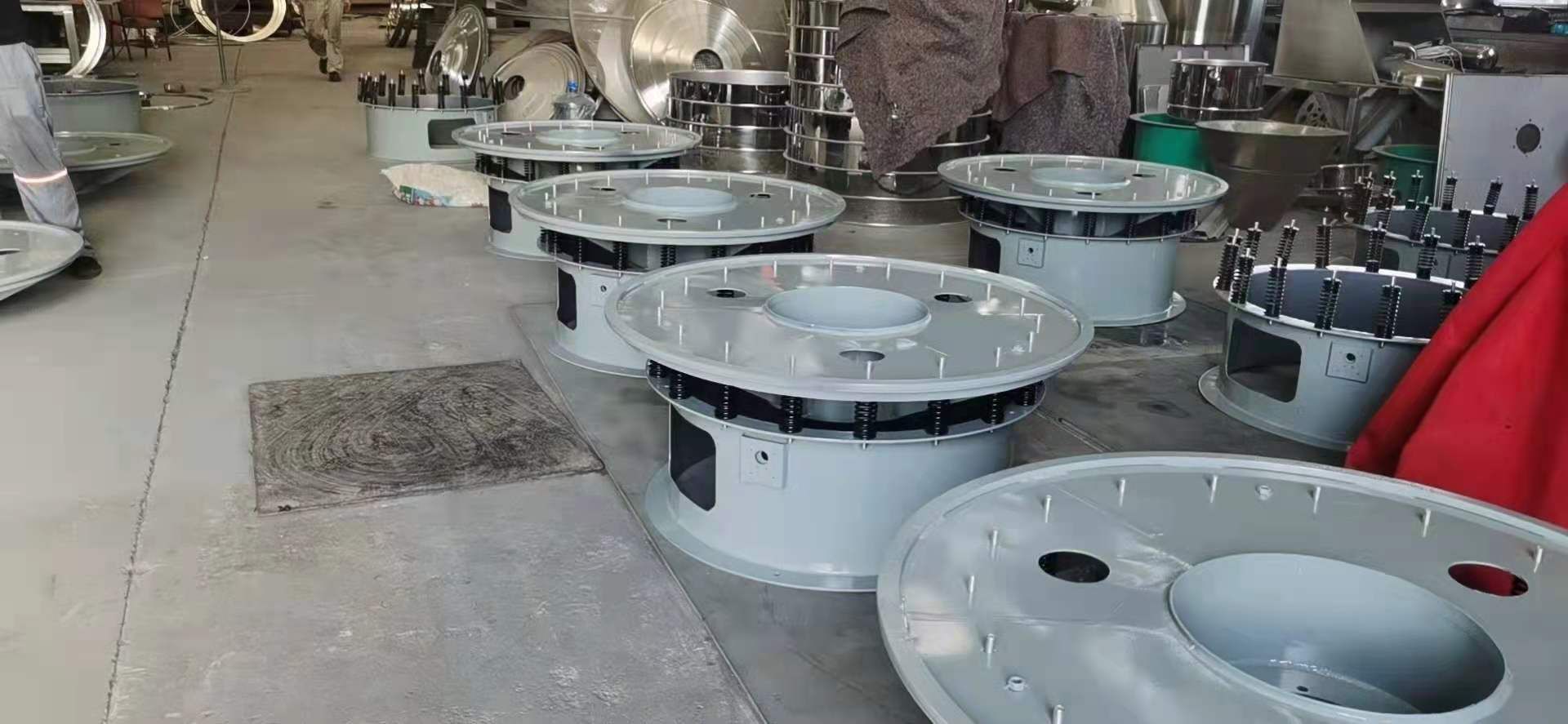 广西客户定制筛机发货